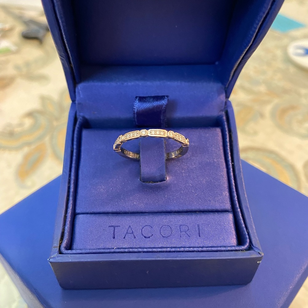 Tacori 18k Diamond wedding band